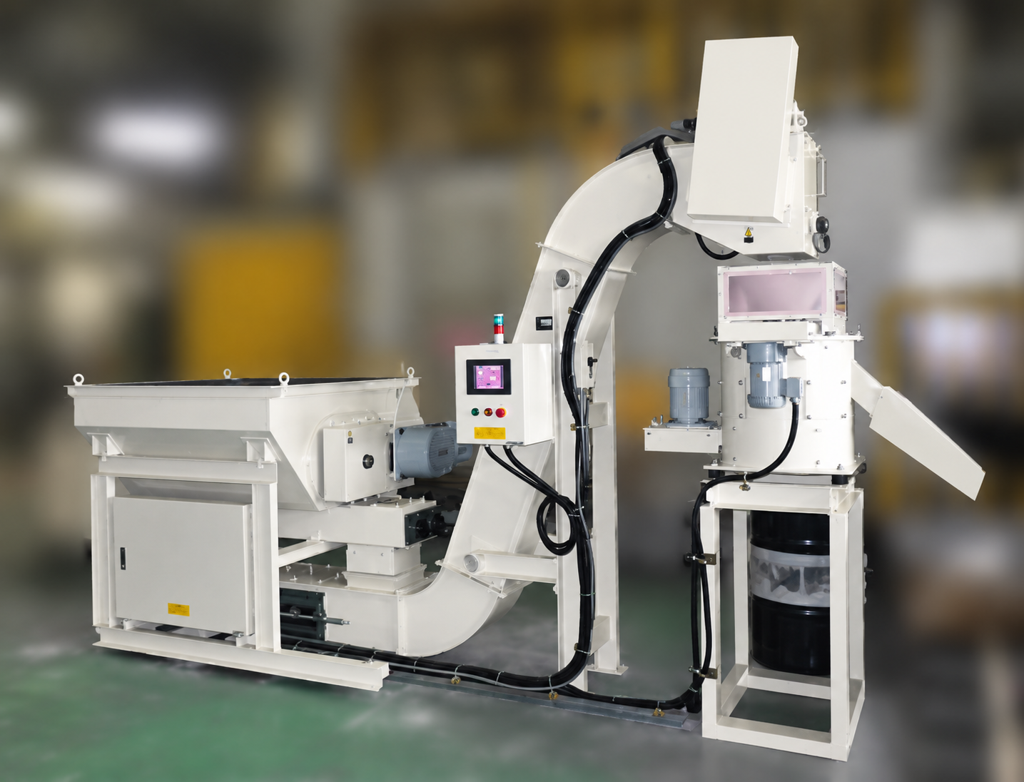 自動切粉脱油システム（遠心切粉脱油機KR5型＋クラッシャー＋コンベア）